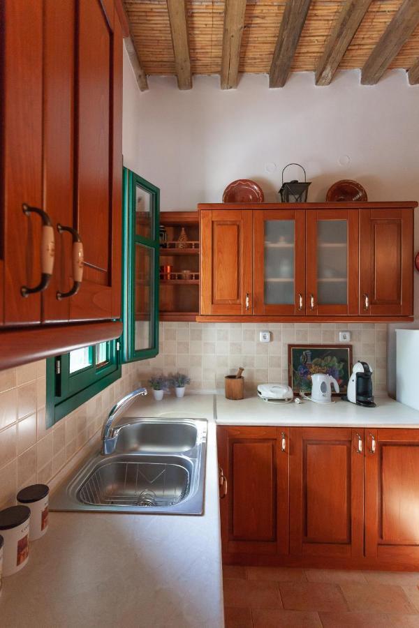 Batu Vacation House Monolithos  Екстер'єр фото