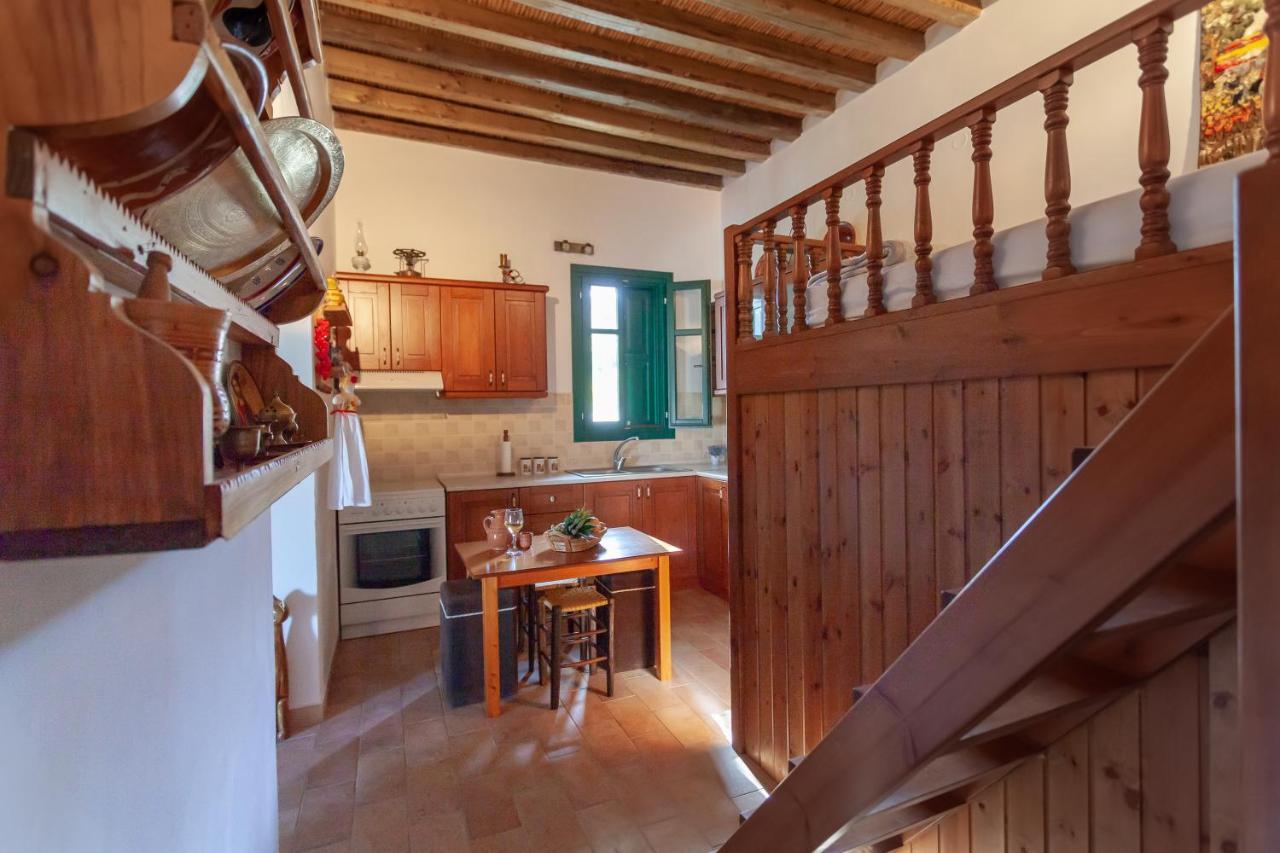 Batu Vacation House Monolithos  Екстер'єр фото