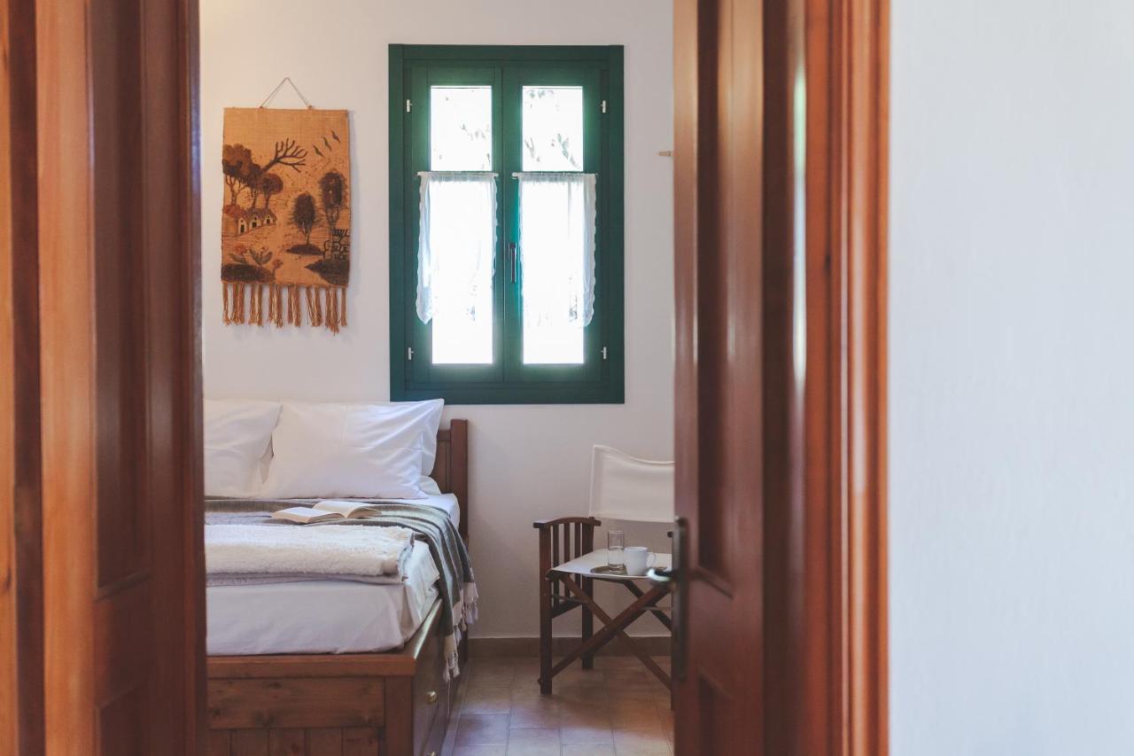 Batu Vacation House Monolithos  Екстер'єр фото